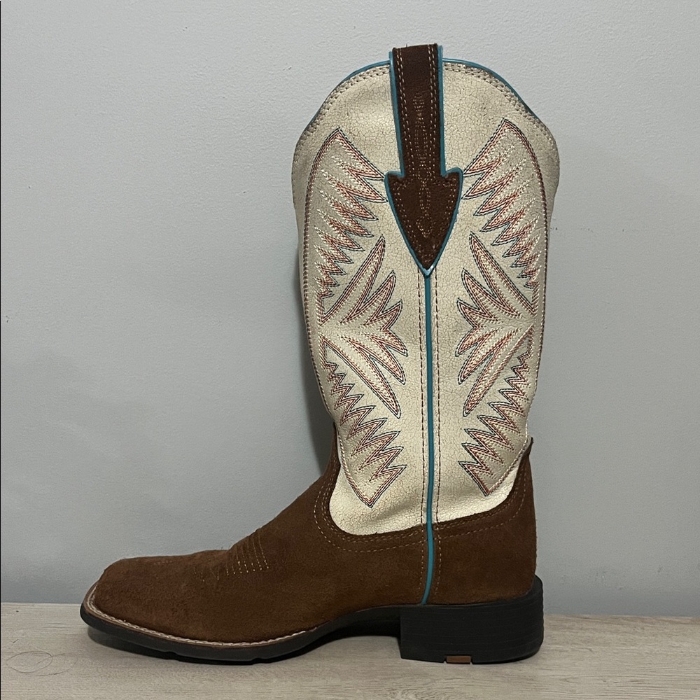 Ariat Brown and Cream Cowboy Boots